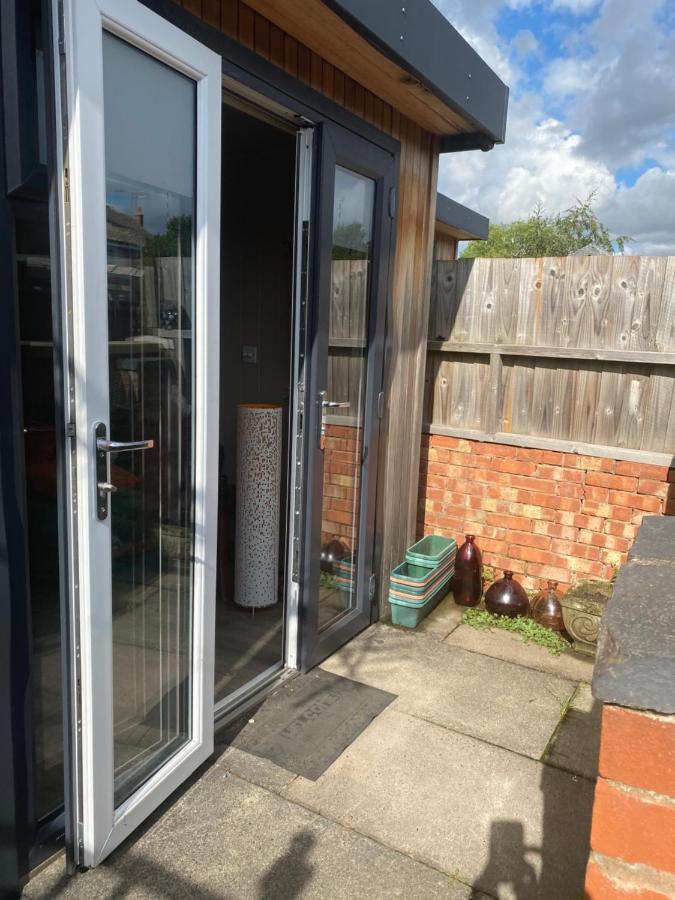 Holiday home Retreat In The Heart Of Warwick.
